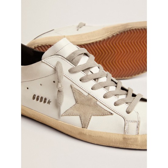 Men's Super-Star with black heel tab and metal stud lettering