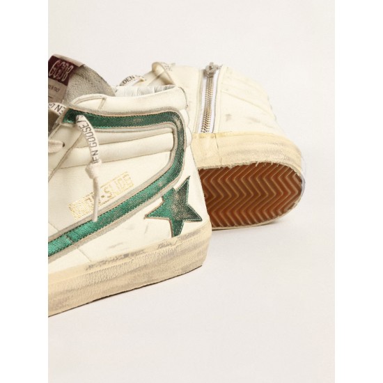 Slide in beige nappa with green laminated leather star and flash