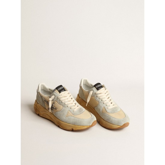 Men’s Running Sole in ice gray with studded suede star