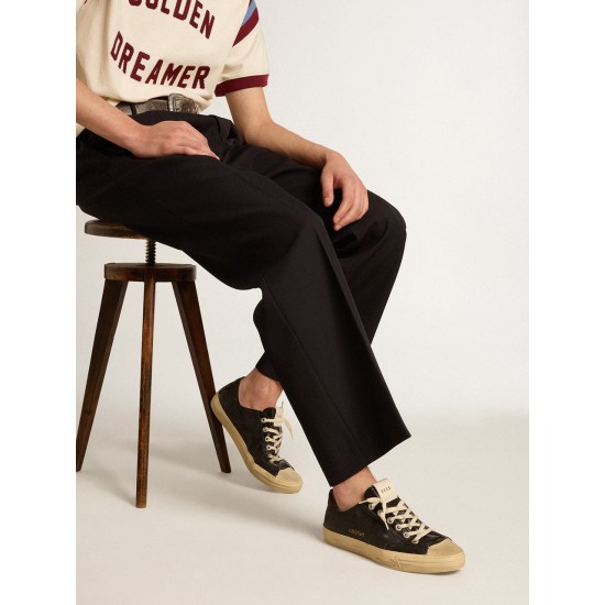 Men's V-Star in black nappa leather with a black leather star