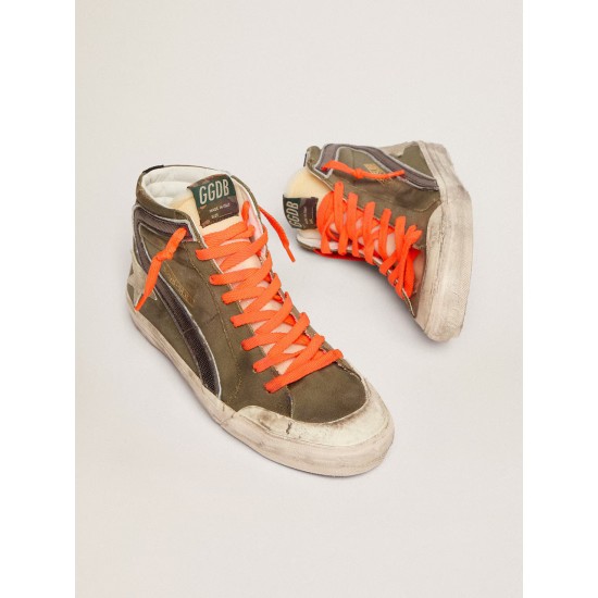 Slide Penstar in army green canvas with an ice-colored star