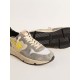 Running Sole in beige nylon and gray suede with yellow star