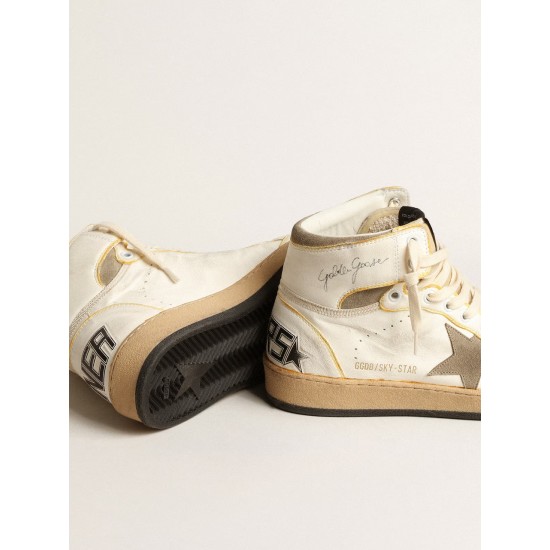Men’s Sky-Star in white nappa leather with dove-gray suede star