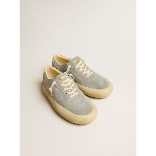 Men's Space-Star shoes in ice-gray suede with perforated star