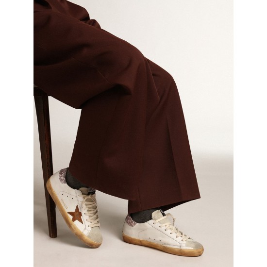 Super-Star with a tan star and pink glitter heel tab