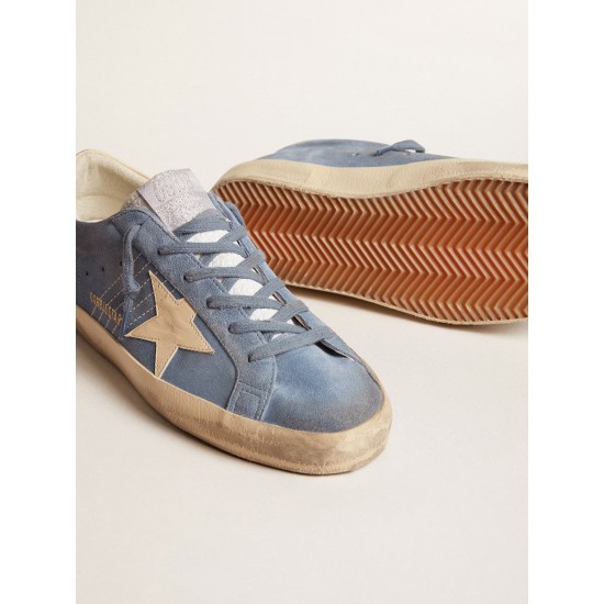 Super-Star in light blue suede with beige leather star and heel tab