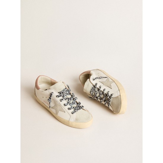 Super-Star with ice-gray star and pink lizard-print heel tab