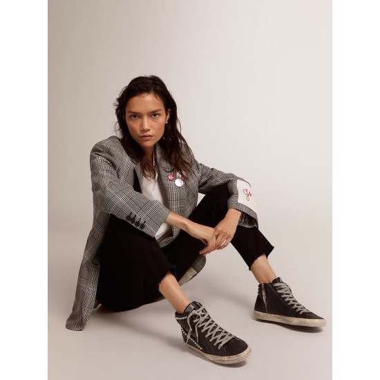 Slide black with studs