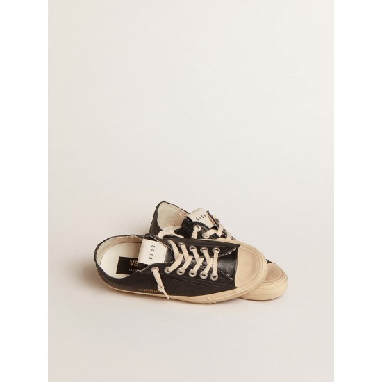 Women’s V-Star in black nappa leather with a black leather star