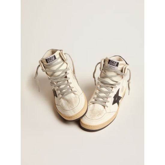 Women's Sky-Star with signature on the ankle and black inserts