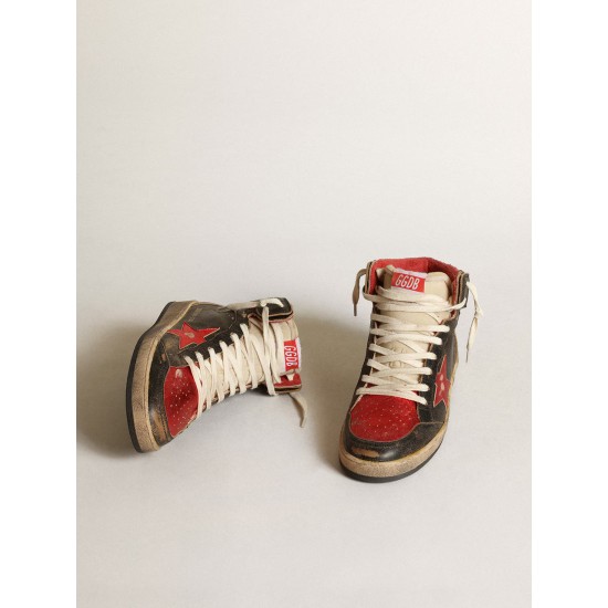 Women's Sky-Star in black glossy leather with red star