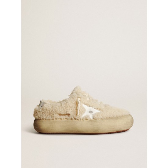 Women’s Space-Star shoes in beige shearling with white leather star and metallic leather heel tab