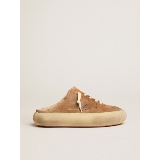 Women's Space-Star Sabot shoes in tobacco-colored suede with shearling lining