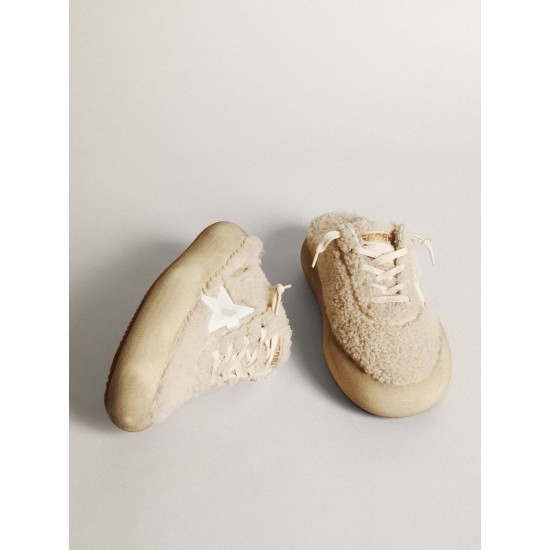 Women’s Space-Star Sabots in beige shearling with white leather star