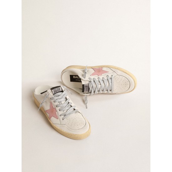 Ball Star Sabots in white nappa with an old-rose leather star