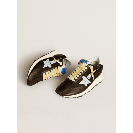 Women’s Marathon with black nylon upper and white star